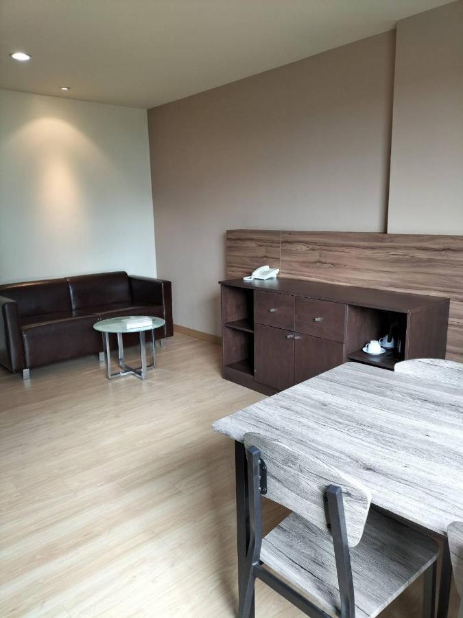 Vc Residence - Chon Buri Chonburi Exterior photo